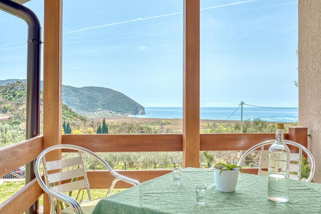 Two Bedroom House With Sea View Maj Buljarica Esterno foto