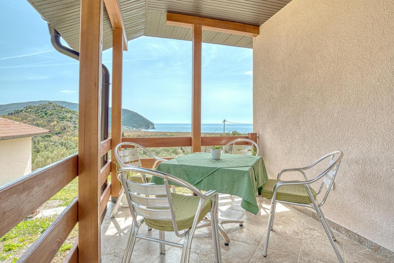 Two Bedroom House With Sea View Maj Buljarica Esterno foto